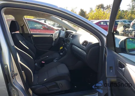 2011 Volkswagen Golf 2.5L 4-Door из США, поврежденный, VIN WVWDB7AJ6BW013363